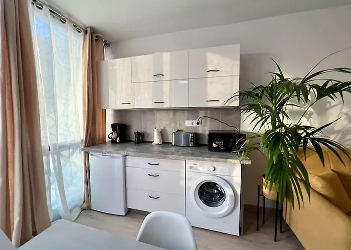 Ap Julia Costa Adeje (Tenerife)